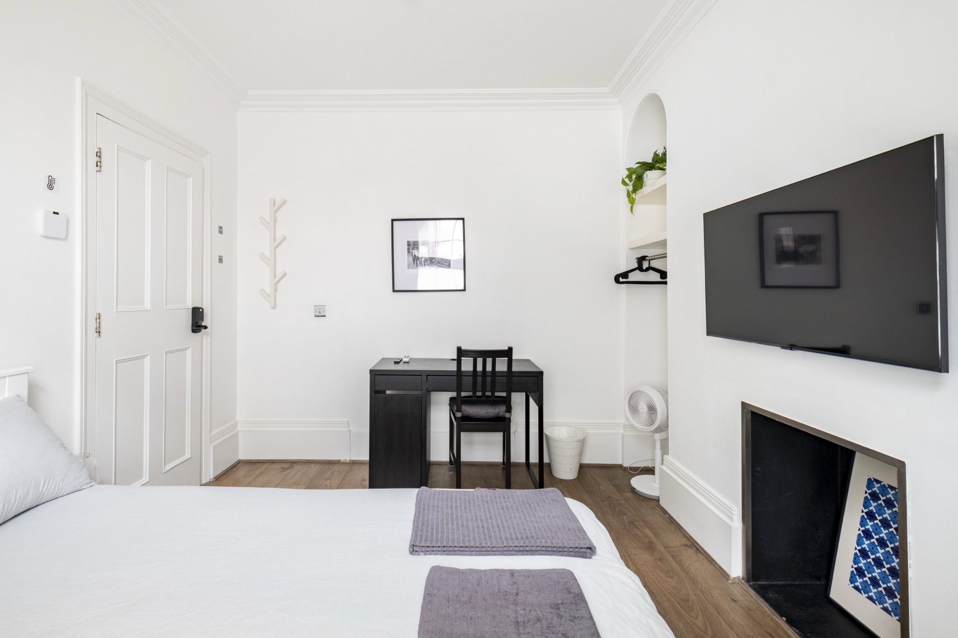 Room 1